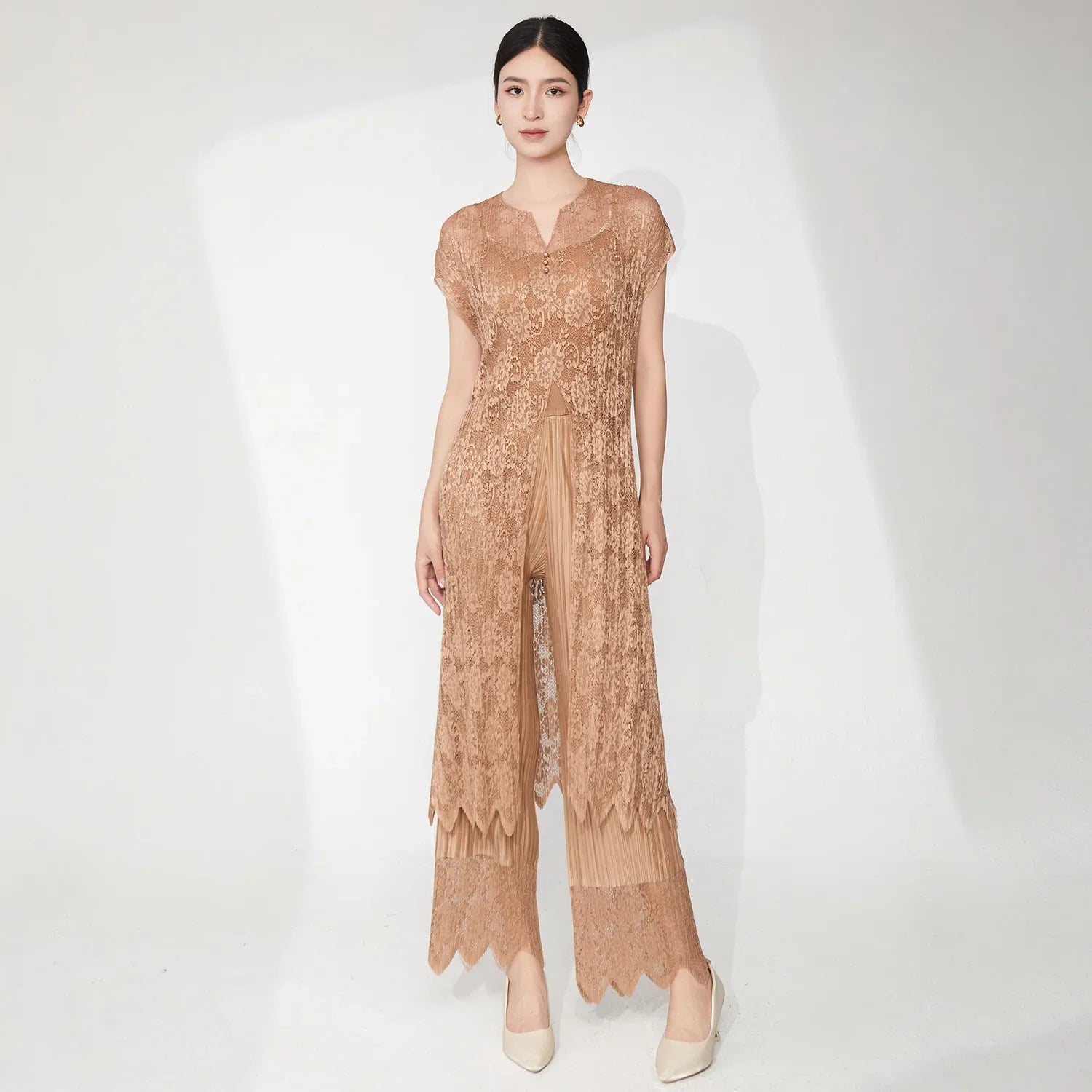 Lace Pleated Pant Suit 2-Piece Set