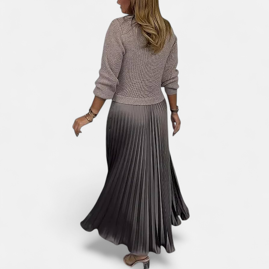 Sweater Pleated Maxi Dress