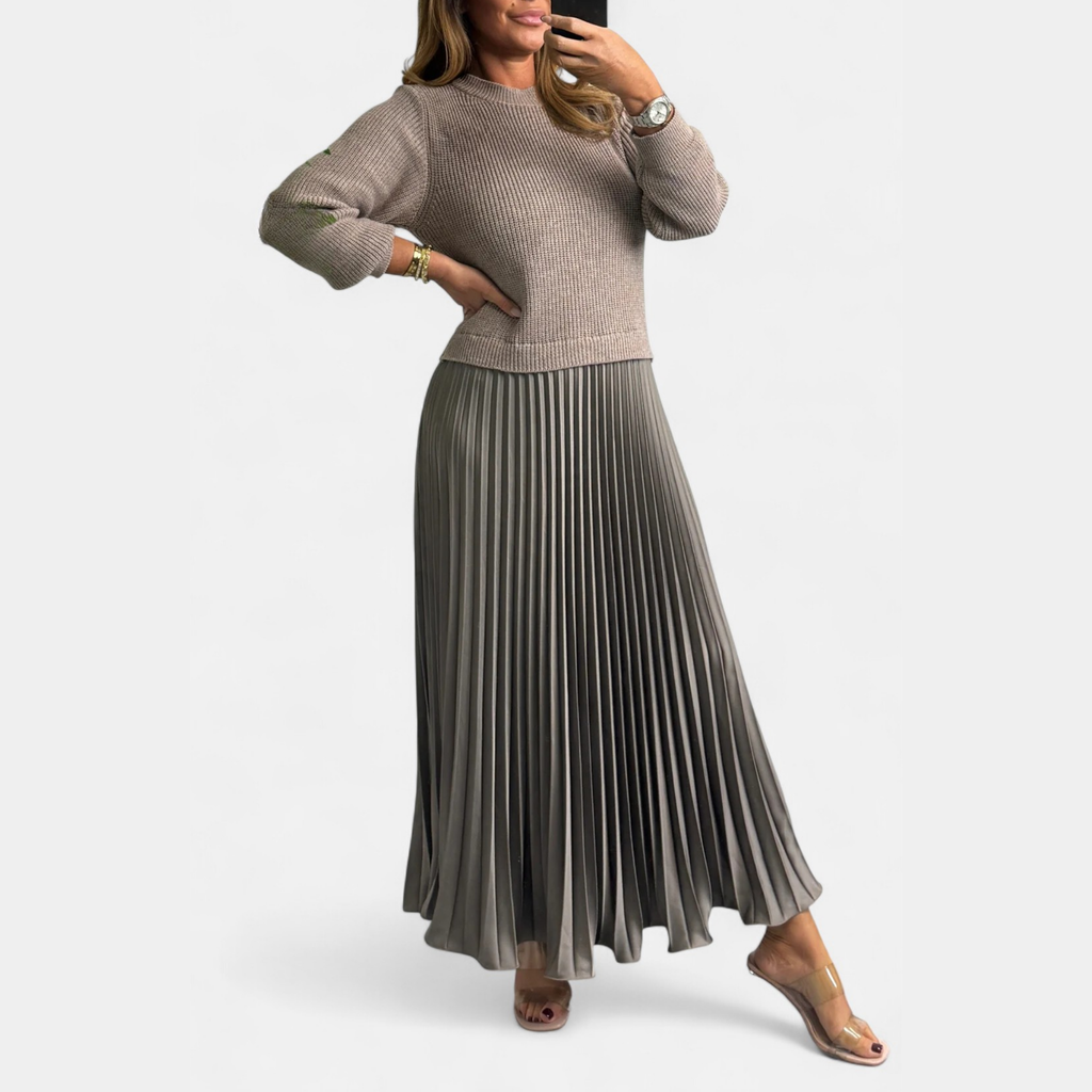 Sweater Pleated Maxi Dress